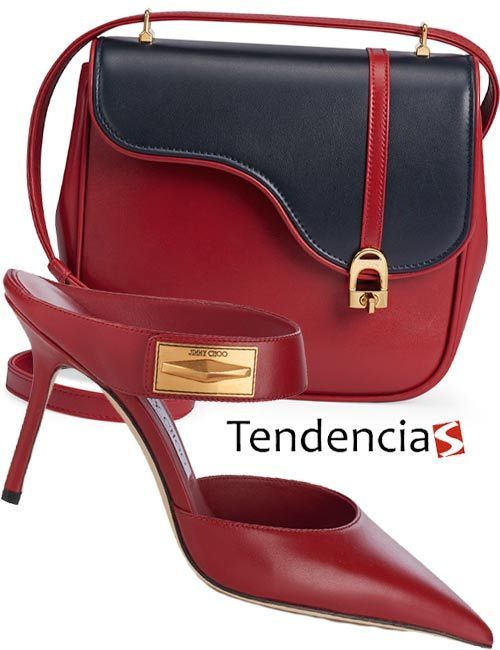 STYLEAMERICAmag's tweet image. Nuestro #editorialdemoda de este mes aborda la #Tendencia de Moda Seducción en Rojo destacando una selección de diseños exclusivos, descubrela en: 👉 buff.ly/3GW7bnV #StyleModa