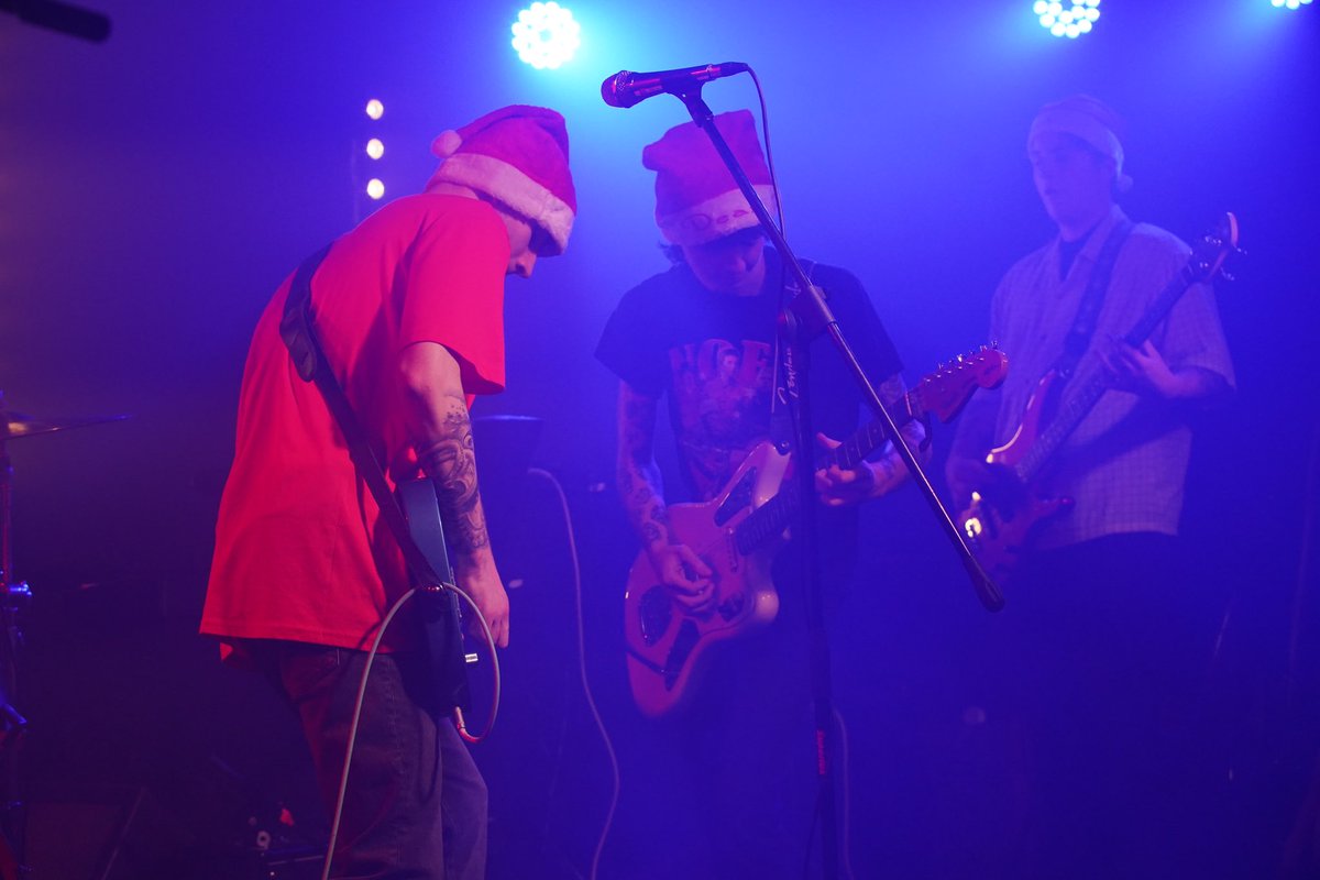 Red Remedy (@redremedyy) on Twitter photo LAST SHOW OF THE YEAR 
We rounded off a great year playing the Big Xmas Bash at Independent, Sunderland. LAST SHOW OF THE YEAR 
We rounded off a great year playing the Big Xmas Bash at Independent, Sunderland.