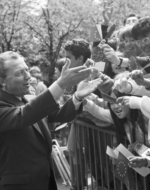 Alex Taylor tweet media