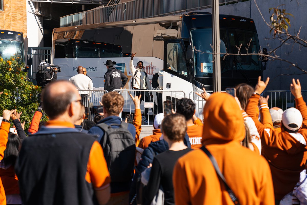 Texas Longhorns tweet media