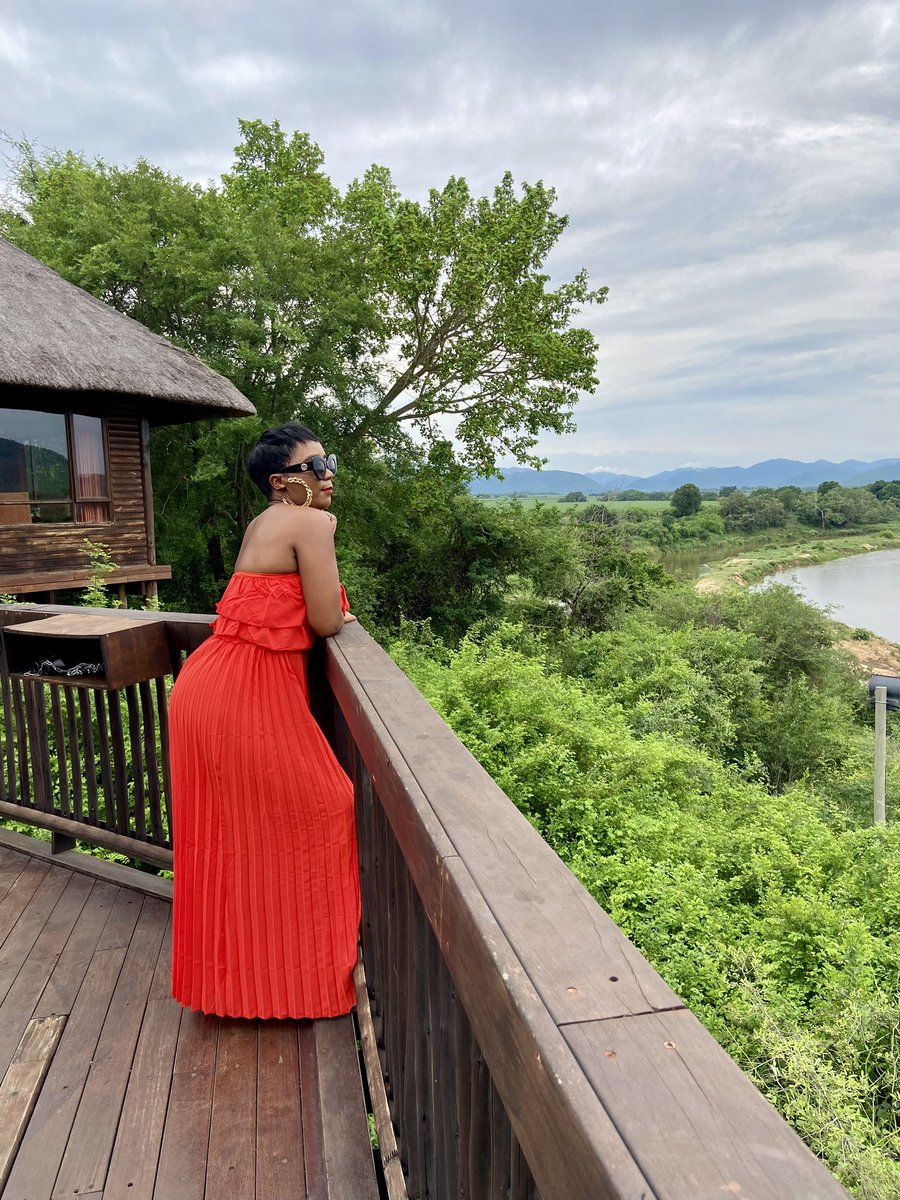 vsibeko36's tweet photo. Some of your best ideas come when you’re on vacation. https://t.co/bgBqsDYOqU