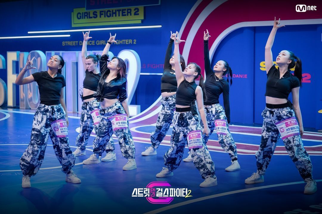 mykpopshows's tweet photo. Get to know the #StreetDanceGirlsFighter2 dance crews 😎
We've compiled the profiles of the dance crews participating:
🔗 https://t.co/JrZun4Hfb5
#SDGF #SDGF2 #StreetDanceGirlsFighter #스트릿댄스걸스파이터시즌 #스트릿댄스걸스파이터시즌2 https://t.co/gogFzMROnE