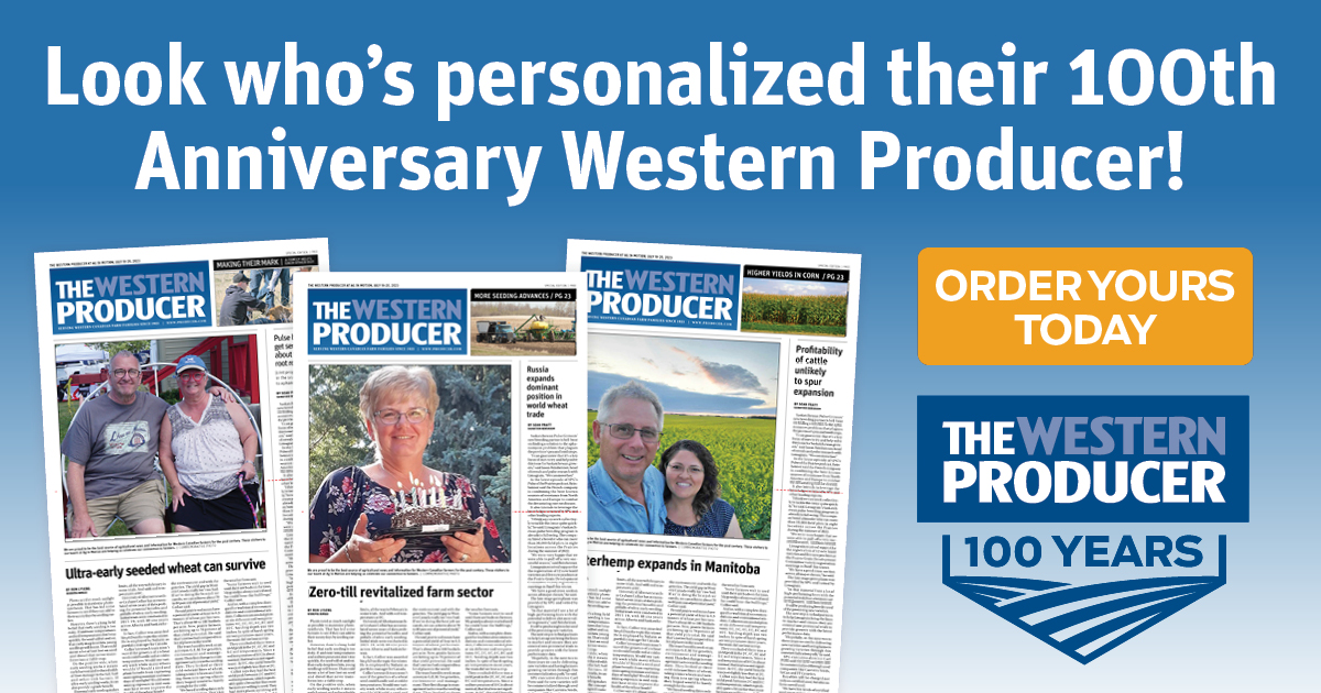 westernproducer's tweet photo. These farm families are joining us in celebrating 100 years by ordering commemorative copies of The Western Producer's front page. Want your own? Head here: https://t.co/S1CRFcDoFk #picture #WP100 #picoftheday #model #photoshoot #portrait #subscribers #family #farm #farming https://t.co/AvpmzmIYQZ