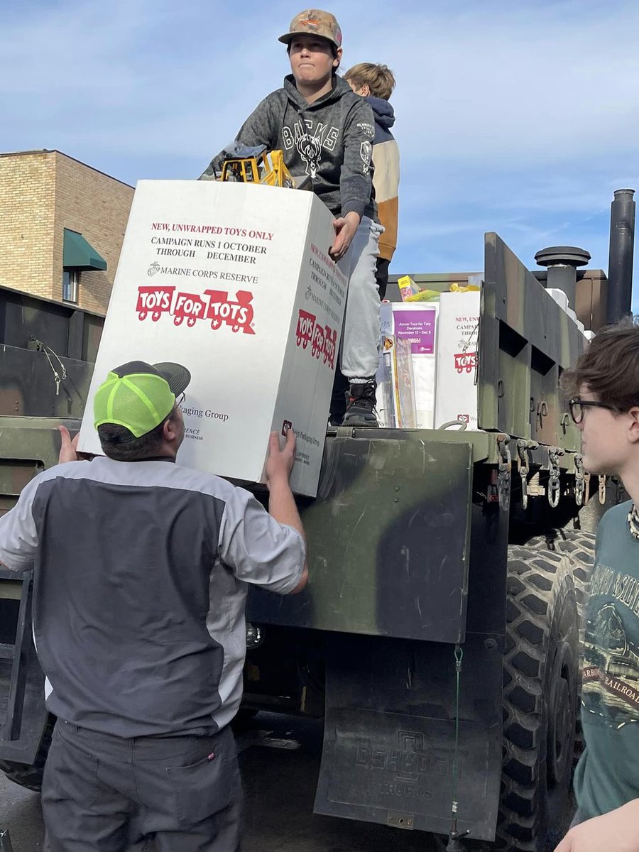 Toys for Tots tweet media