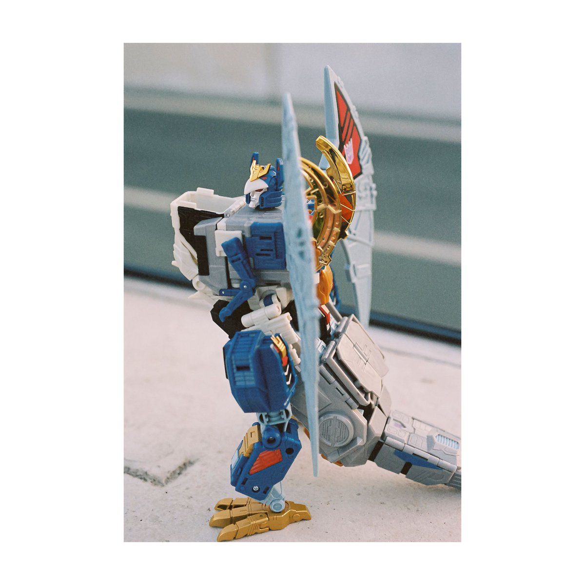 MagnusLabel's tweet photo. “Free as a Bird”
#NikonF3 #Nikon55mmF28
#MadeWithKodak #KodakPortra400
D&S PhotoGoldenHK
#Transformers #トランスフォーマー #Deathsaurus #デスザラス #TransformersLegacy #フォルダー画像に癒しを求める #Maccadam #MagnusLabel #LoadFilm https://t.co/0StrUH8Jvi