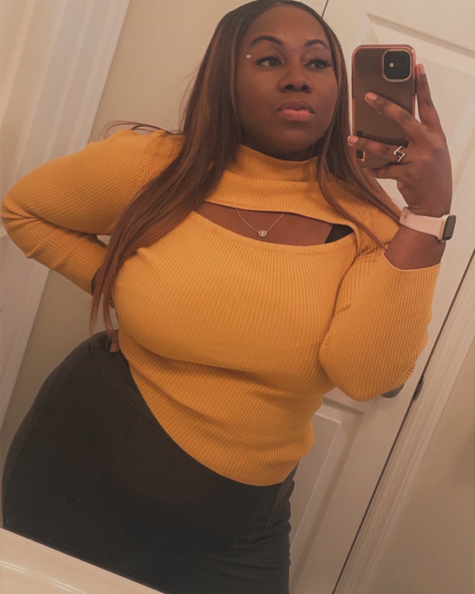 BossLisha's tweet photo. Christmas 2k23 https://t.co/qdPsuRnvyI