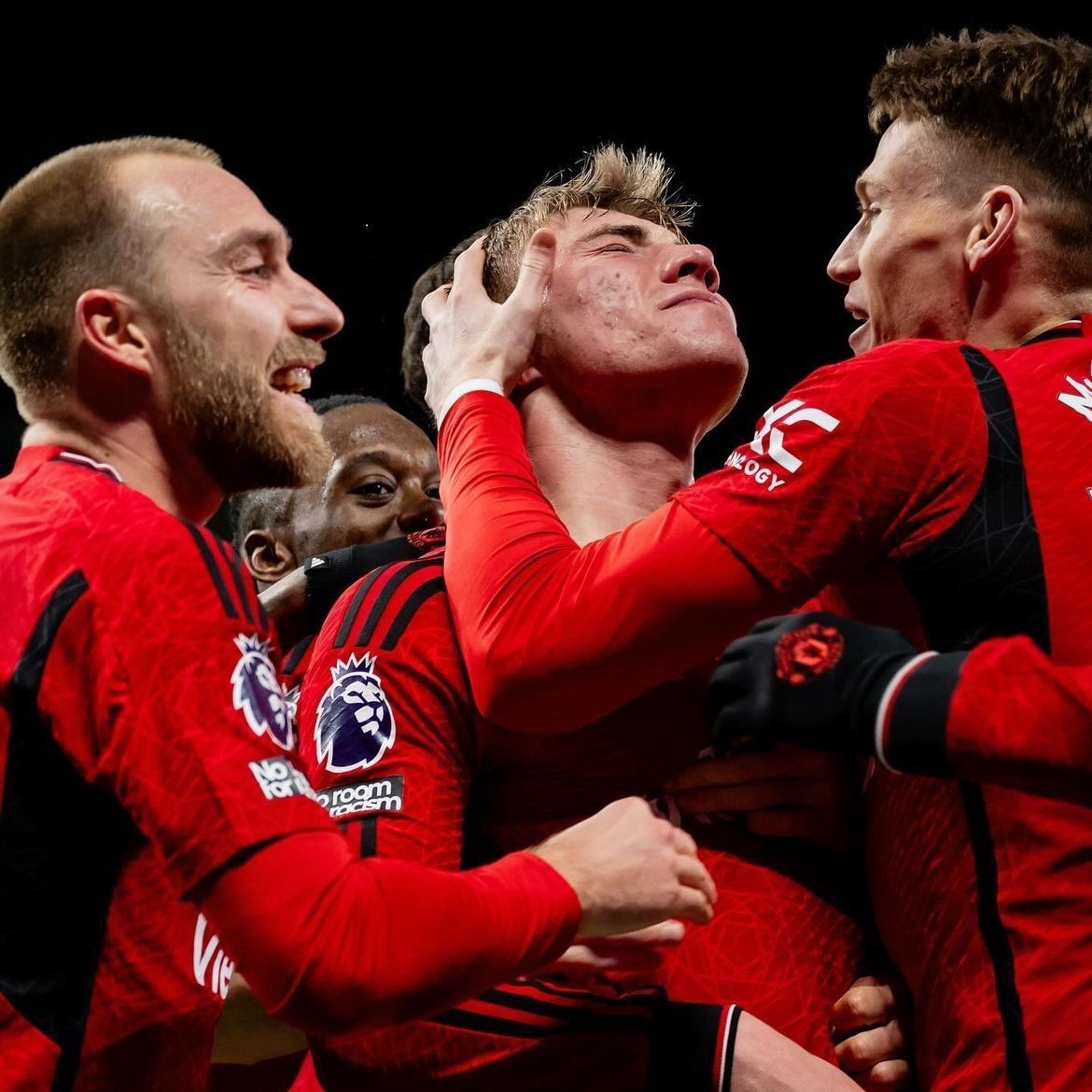 Alternative MUFC. tweet media