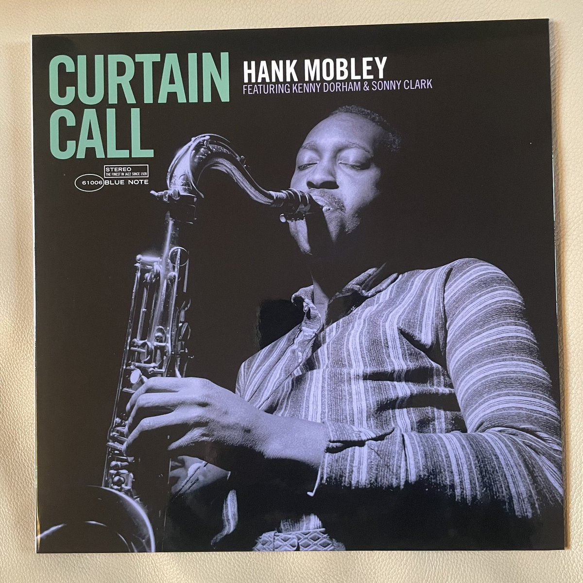 #NowPlaying Hank Mobley - Curtain Call (Blue Note, 2022). Beautiful Tone Poet edition of this session recorded in 1957 with Kenny Dorham (trumpet), Hank Mobley (tenor sax), Sonny Clarke (piano), Jimmy Rowser (bass) & Art Taylor (drums).