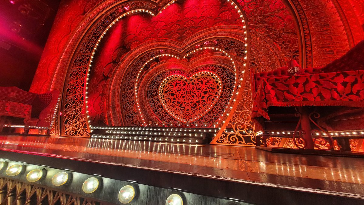 Hello chickens!!! 
Because we can,can can!!! It's good to back <a href="/moulinmusicaluk/">Moulin Rouge The Musical UK</a>
 It's been a while! 
<a href="/ATGTICKETS/">ATGtickets</a>