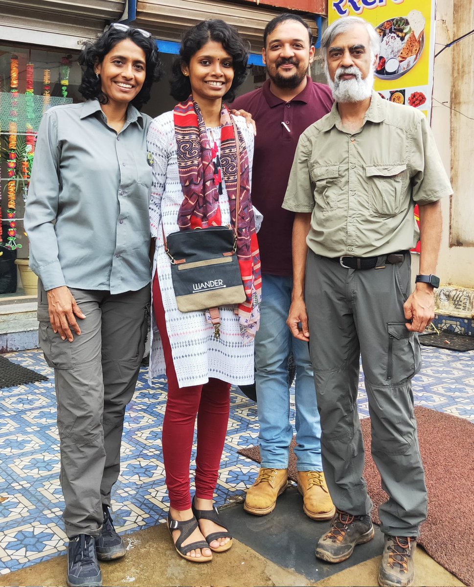 BBinduB's tweet image. @priyavenkatesh Ma&apos;am and Karthik Sir had introduced many of us to the tiny observations of nature. The Nature Guides at Kanger Valley National Park would always be grateful for their guidance.

To new windows of curiosities!

#bastartourism #natureguide #naturalist