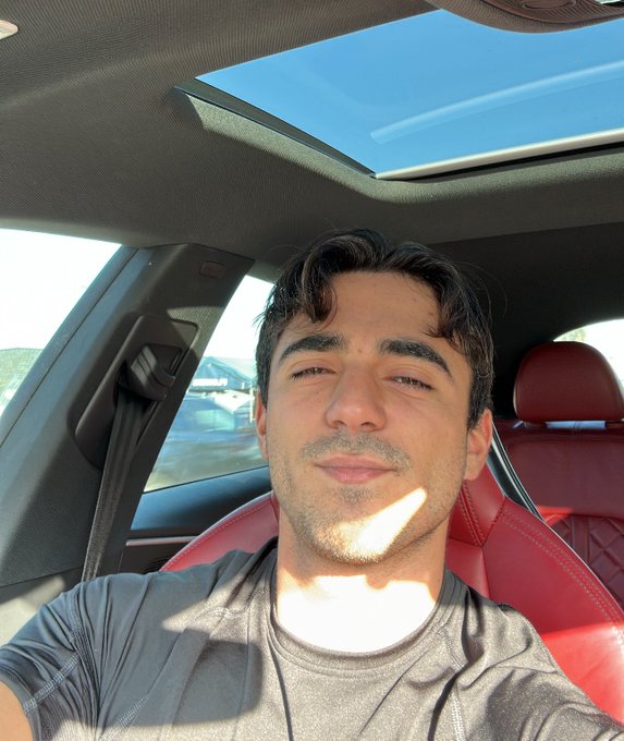 So who&rsquo;s gonna be my date to AVN&rsquo;s? https://t.co/QqQAm0iPvp