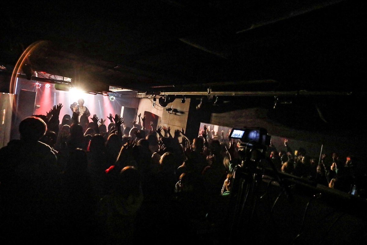 Ciely_staff's tweet photo. Ciely Monthly Oneman Live
Road to - Survive -
“ 2023 LAST LIVE ”
@ SAKAE NEON
お越しいただいた皆様
ありがとうございました!
年内スケジュール終了
2023年Cielyを愛していただき
ありがとうございました。
2024年も
よろしくお願いします!
#Ciely https://t.co/bJnRQjFe42