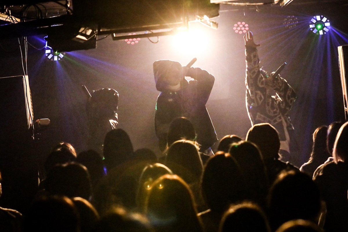 Ciely_staff's tweet photo. Ciely Monthly Oneman Live
Road to - Survive -
“ 2023 LAST LIVE ”
@ SAKAE NEON
お越しいただいた皆様
ありがとうございました!
年内スケジュール終了
2023年Cielyを愛していただき
ありがとうございました。
2024年も
よろしくお願いします!
#Ciely https://t.co/bJnRQjFe42