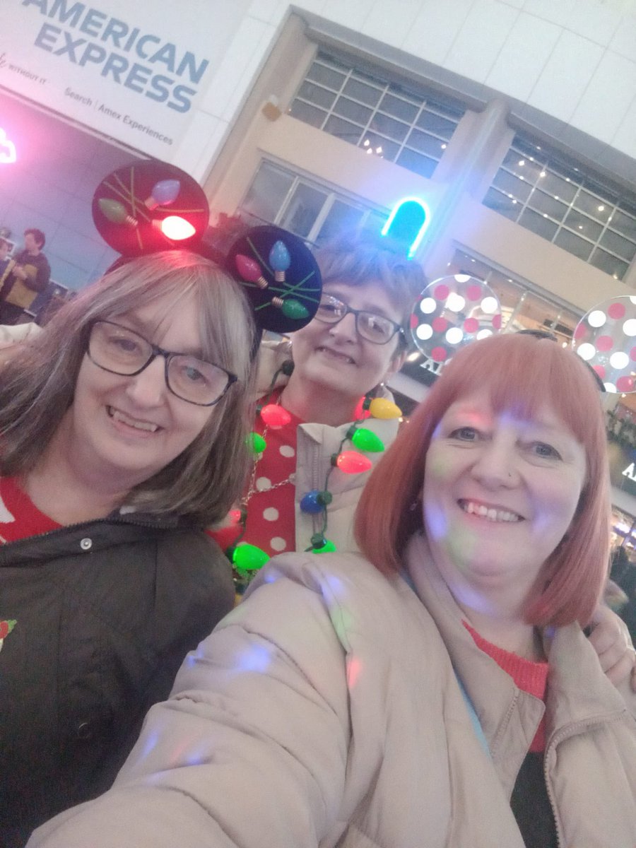 #|disneyonice