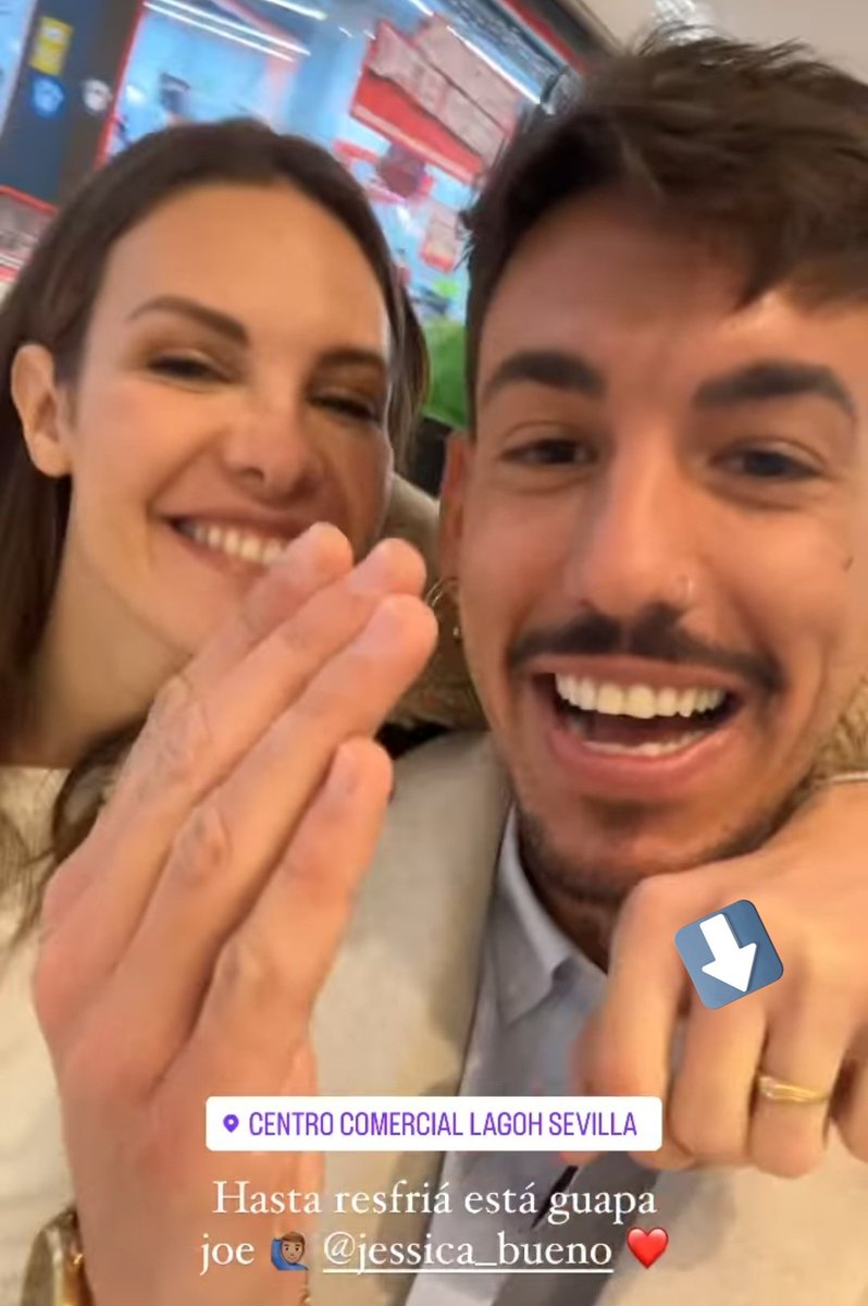 jessi_bueno7's tweet image. El anillo sigue ahi😌🥰 #jessingo #jessingo27D