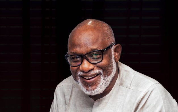 I MOURN MY FEARLESS BROTHER, ROTIMI AKEREDOLU 

It is a difficult task to have to pen a tribute and sing a dirge for a departing soul. It is a more difficult job in our African culture when one is compelled to do so for a younger person. Here I am with the difficult job of