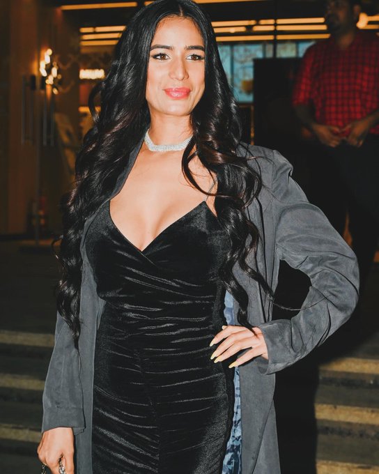 &ldquo;Grace grows best in winter&rdquo; https://t.co/PDuSRrRFVC