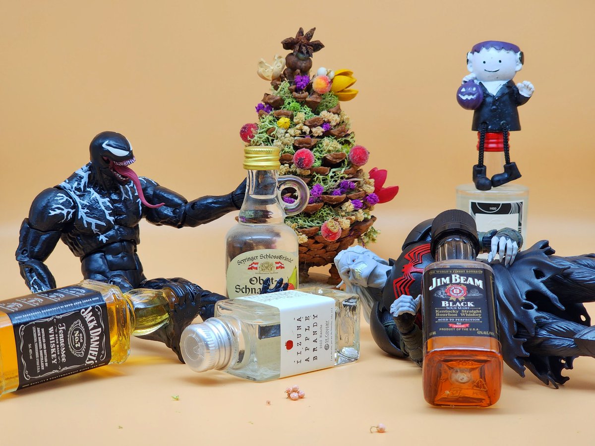 Venomized_cy's tweet photo. 2024 coming up...
#Venom #symbiotes #toyphotography #MarvelStudios #Christmas #NewYear2024

IG: https://t.co/WLqEGMiCQa https://t.co/tRlgJskww9