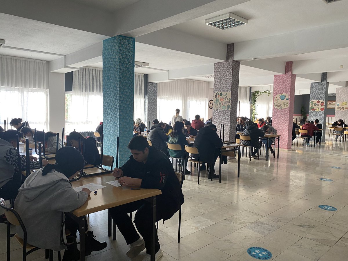 Milli Eğitim Bakanlığınımızca bu yıl ilk kez Ülke genelinde ortak olarak gerçekleştirilen  Türk Dili ve Edebiyatı ile Matematik sınavını okulumuzda eş zamanlı olarak gerçekleştirdik.<a href="/Yusuf__Tekin/">Yusuf Tekin</a> <a href="/OsmanBoyraz/">Osman Boyraz</a> <a href="/sivasvaliligi/">Sivas Valiliği</a> <a href="/sivasmem/">Sivas Millî Eğitim Müdürlüğü</a> <a href="/necatiyener_/">Necati YENER</a> <a href="/gurunkaymakam/">Gürün Kaymakamlığı</a> <a href="/GurunMEM/">Gürün İlçe Millî Eğitim Müdürlüğü</a>