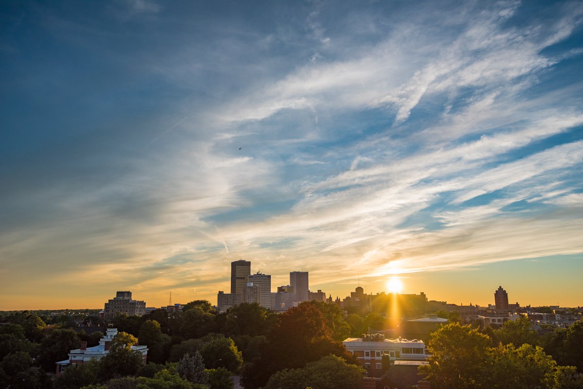 DowntownRoc's tweet photo. "I am proud to support a potential Downtown Rochester BID that will drive towards a thriving downtown – one which will directly enhance our downtown neighborhoods &amp; set up future generations by addressing capacity challenges &amp; fostering vibrancy and activity." - Seanelle Hawkins https://t.co/tkIZW1ZllR