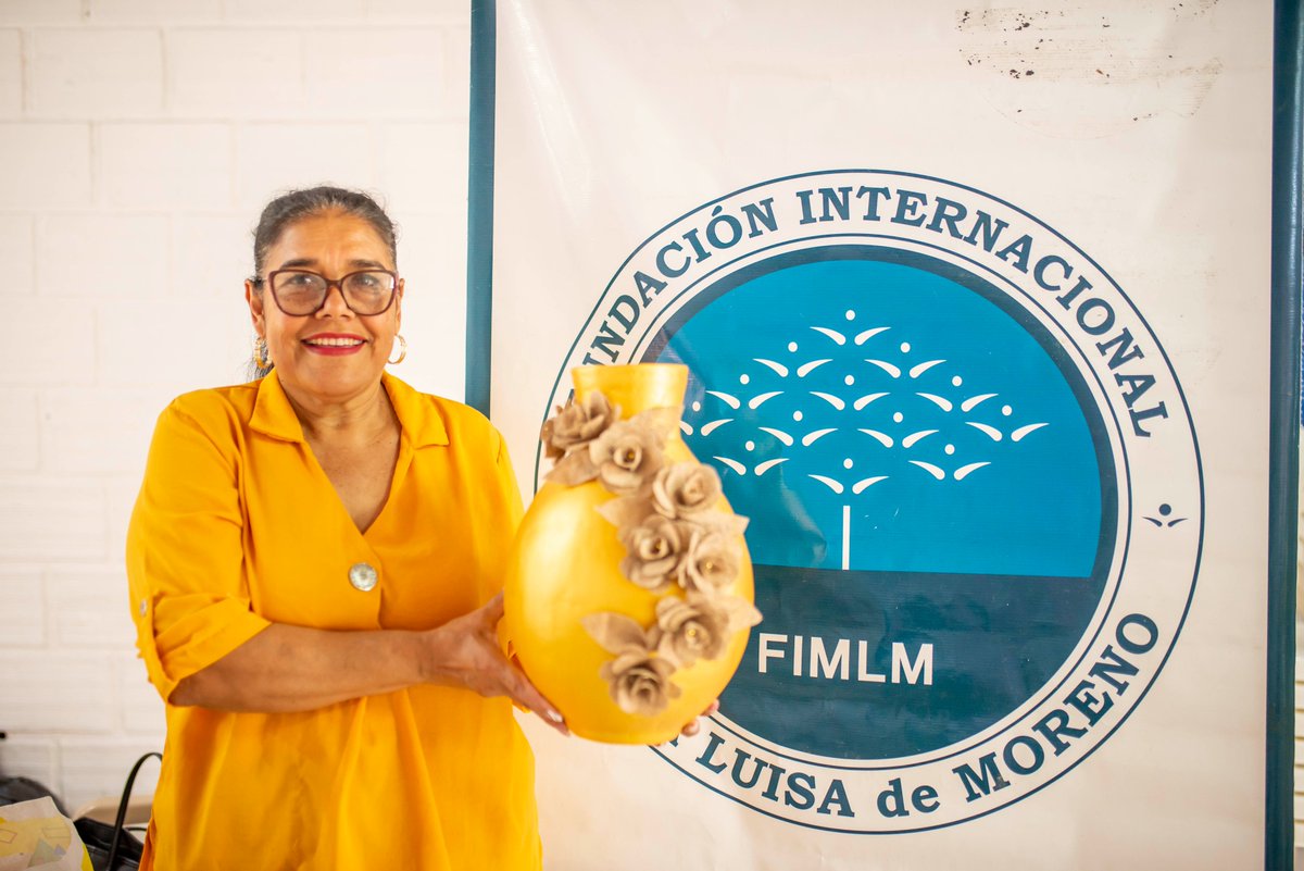 FIMLM's tweet photo. 🕺🎨 Al ritmo de la danza y el arte, adultos mayores en Dosquebradas • Risaralda participaron este año en el proyecto #BienestarParaLaPersonaMayor 👵🏽, donde disfrutaron de su tiempo recreando algunas coreografías y haciendo manualidades. 

👉Leer más: https://t.co/1H0p3cfVy3 https://t.co/5OiQOaxBt6