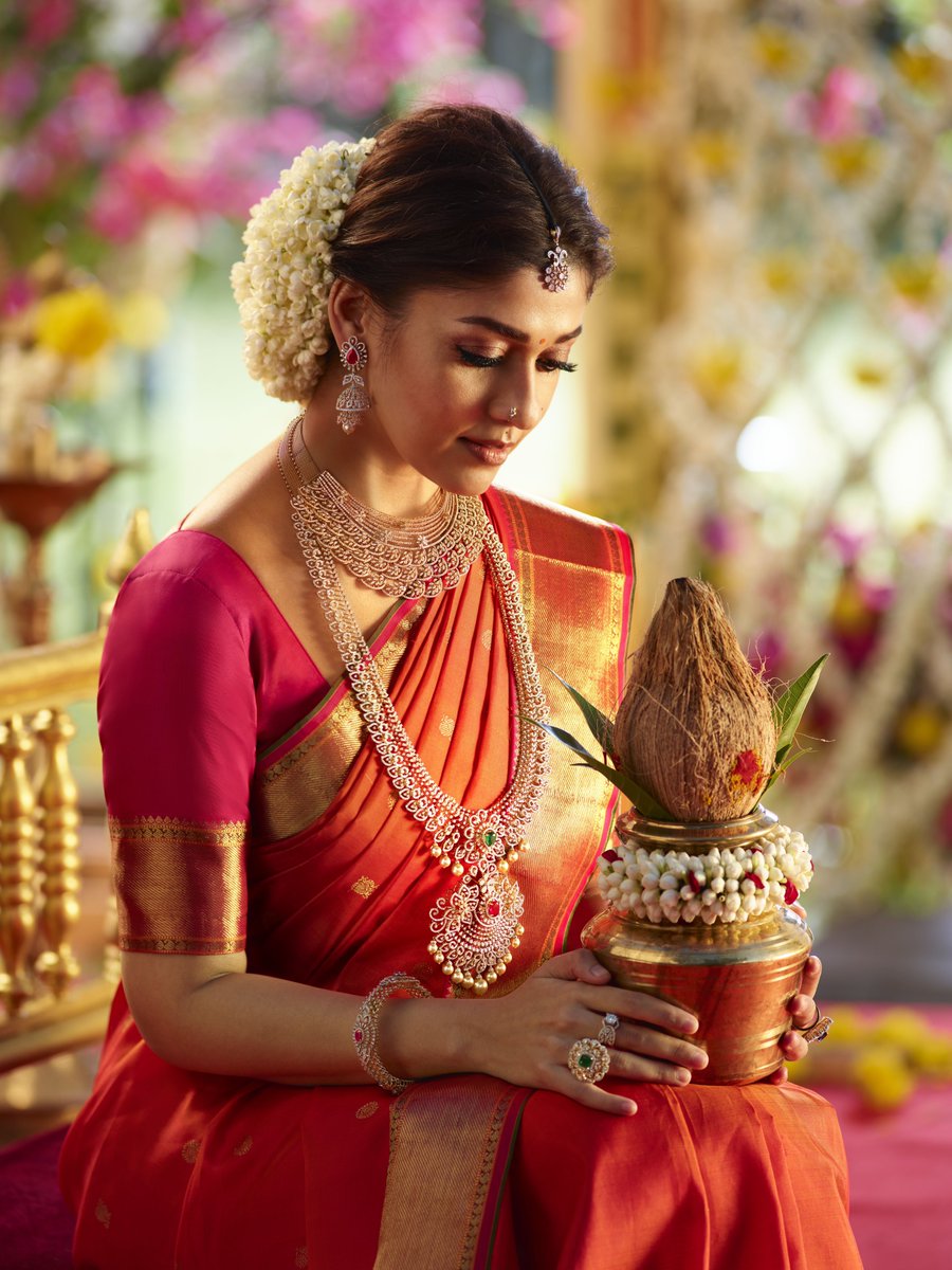 Vinu_Ajith94's tweet photo. Thalaivi ♥️😍 #LadySuperstar #Nayanthara #20YearsOfNayanism https://t.co/2JCieRvCVw
