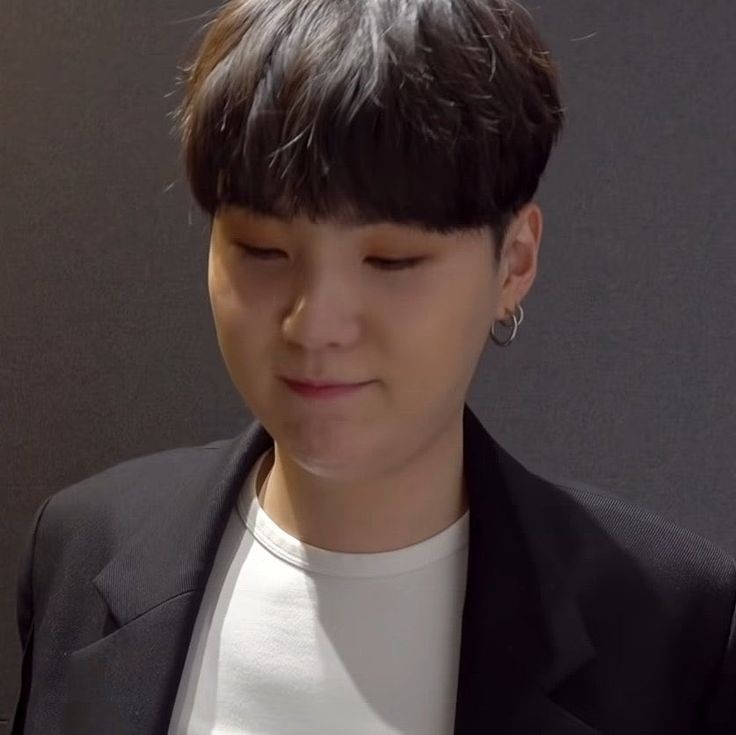 둥근 뺨 ㅋㅋ