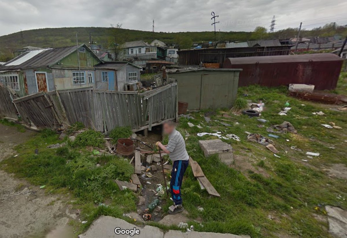 Surrealist caught in front of his house while working on a large scale outdoor installation.

59.573317,150.792746