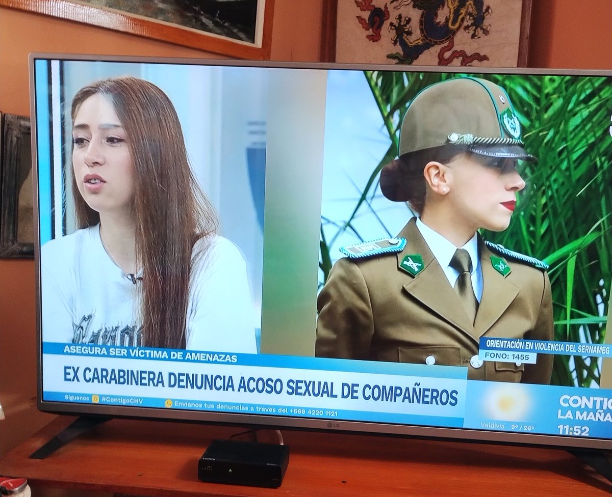 Flavio07411048's tweet photo. Oye, esta ex paquita está dejando como el forro a la institución de carabineros, ahora lo mas probable que la acusen de comunista.😆😆😆
#Chilevisión https://t.co/72sPZhrGgo