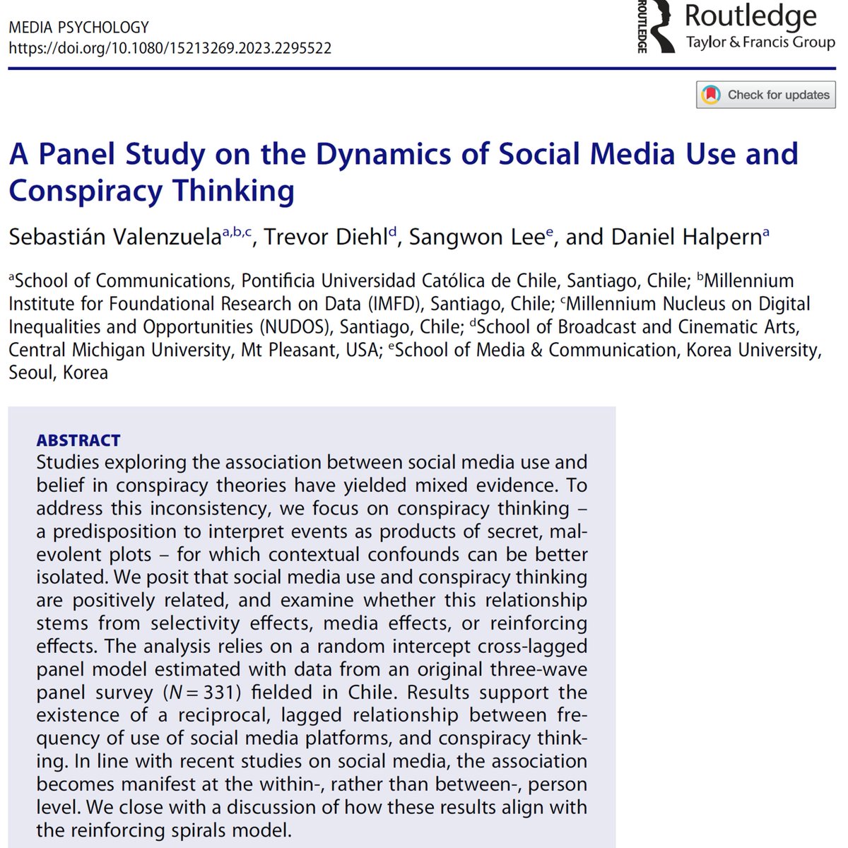 Sebastián Valenzuela (@sebavalenz) on Twitter photo 🚨New paper: In "A Panel Study on the Dynamics of Social Media Use and Conspiracy Thinking" (<a href="/MediaPsychMEP/">MediaPsychMEP</a>), we probe the nature of the relationship between social media use and conspiracy thinking. Available at: doi.org/10.1080/152132… Ungated: osf.io/gc5wy/
A 🧵... 🚨New paper: In "A Panel Study on the Dynamics of Social Media Use and Conspiracy Thinking" (<a href="/MediaPsychMEP/">MediaPsychMEP</a>), we probe the nature of the relationship between social media use and conspiracy thinking. Available at: doi.org/10.1080/152132… Ungated: osf.io/gc5wy/
A 🧵...