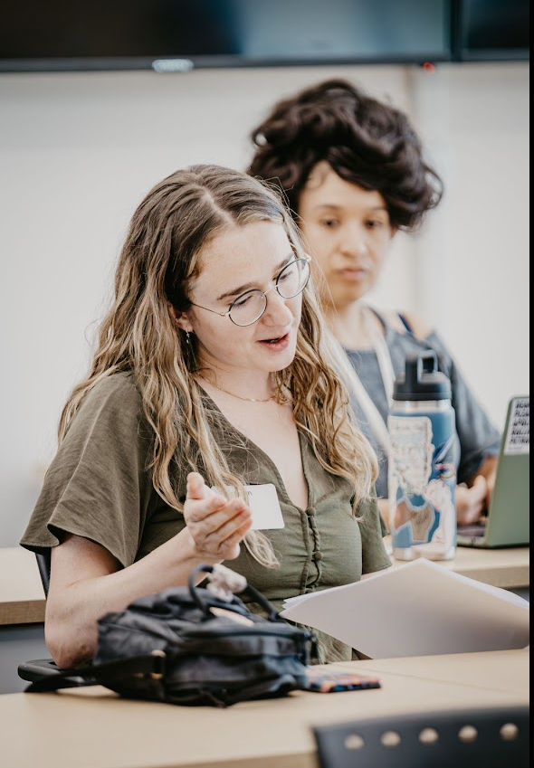 MetcalfURI's tweet photo. Hands-on activities, field trips, and networking? What could be better? Join us this June for our 26th Annual Science Immersion Workshop for Journalists! Full-time journalists from all beats are welcome to apply! The deadline is February 12 https://t.co/g5S9eB4dJz https://t.co/NKCpPdwpBw