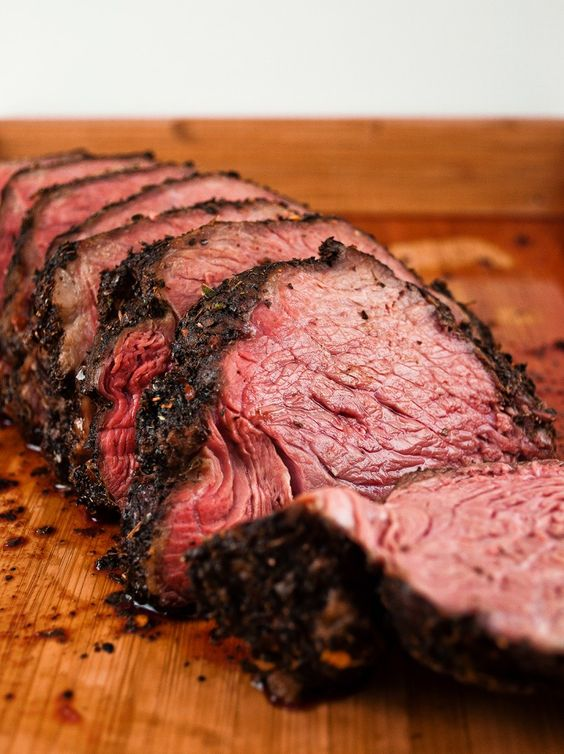 thecarnivorebar's tweet photo. Harvard Health claims you don't need red meat.

Yet animal foods contain unique vitamins and minerals we cannot find in any plant sources.

7 nutrients you'll only find in meat: https://t.co/S2KcUq9wKj
