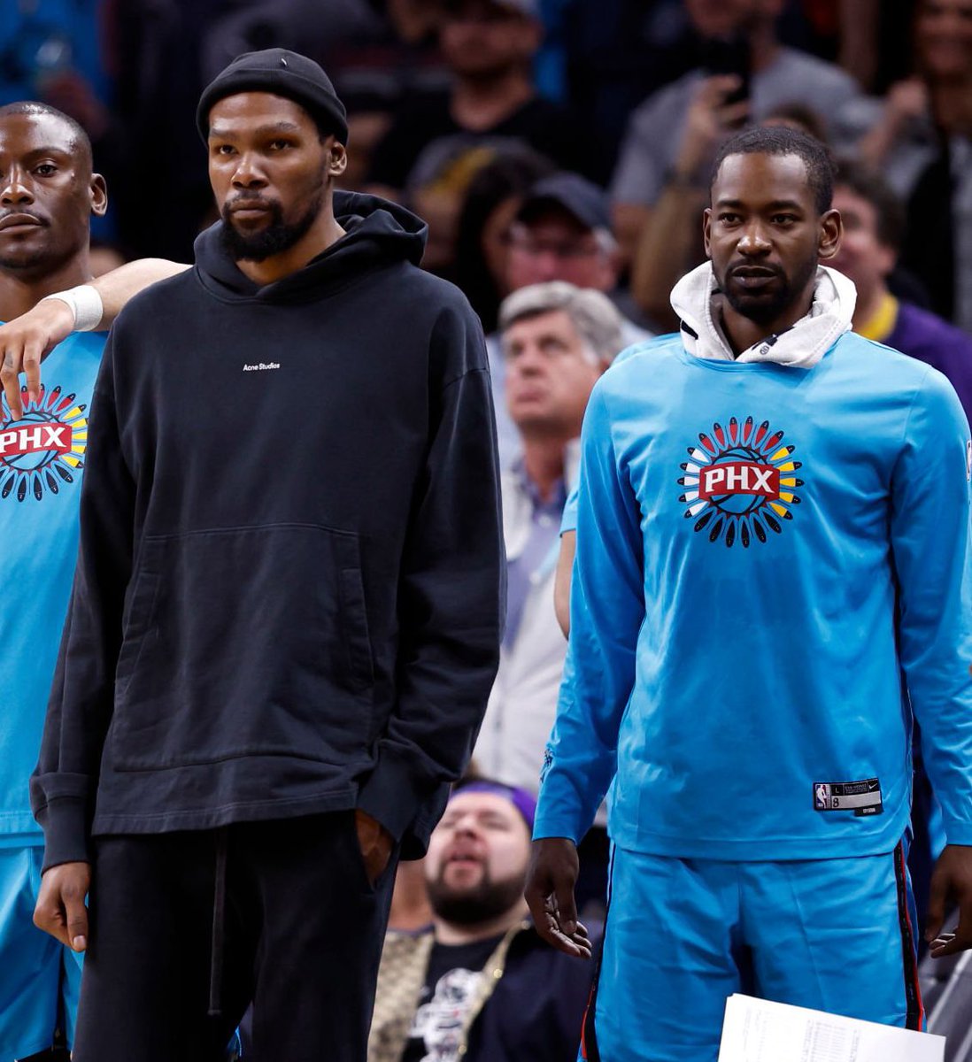 TheDunkCentral's tweet photo. Terrence Ross says the Suns were doing fine before trading for KD 👀

(h/t @DevinBookerMuse ) https://t.co/wYuzGIMOzc