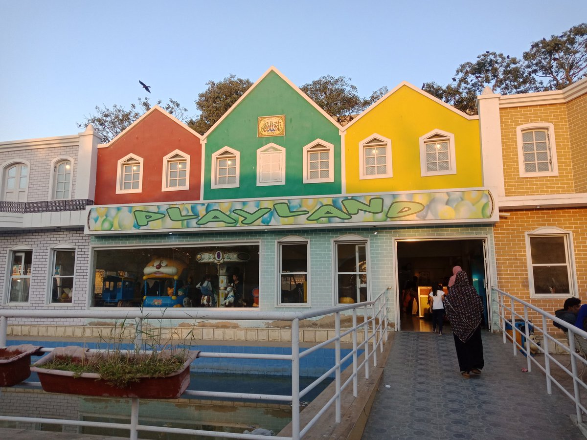 SafariPark3336's tweet photo. Step into the heart of adventure at Safari Funworld, where every corner is alive with the thrill of the fun ride! π¦πΏ Join us for an unforgettable journey filled with laughter, discovery, and untamed joy.
#SafariFun #WildAtHeart #safari #safaripark #funworld #mayorkarachi #kmc https://t.co/txLcGoqQ4k