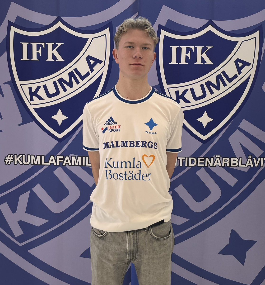 Välkommen till IFK Kumla, Kevin Westlind!

👉 laget.se/IFKKumla_Herr/…

⚪️🔵

#kumla #kumlafamiljen #framtidenärblåvit