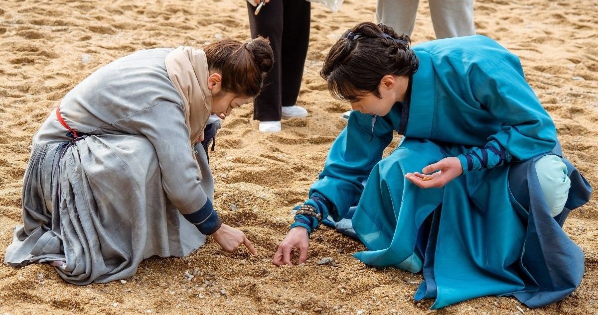 _asilentcry's tweet photo. 대호국에서 소문난 부부
맨날 둘이 같이 있는거 목격돼서
사이 좋은줄 알려져잇는데
웃으면서 싸우는중 https://t.co/M4wqrkFA5x
