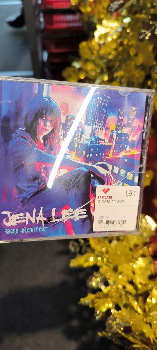 RedDice_Geek's tweet photo. Ce baladé, puis tombe sur cet album dans une boutique d'occasion ❤️❤️ @Jena_L_ on t'oublie pas et ça me rappelle mon adolescence avec ma première relation amoureuse https://t.co/TZZjYsAgVm