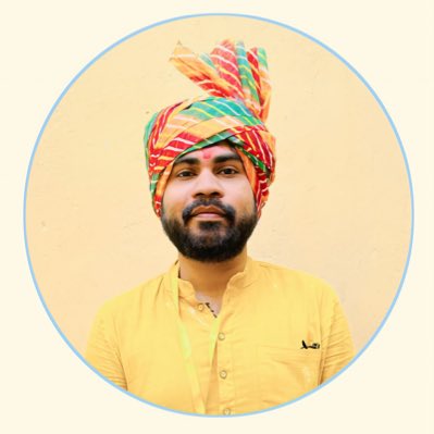 ना हारना जरूरी है, ना जीतना जरूरी है,
जीवन एक खेल है, खेलना जरूरी है…

#NewProfilePic