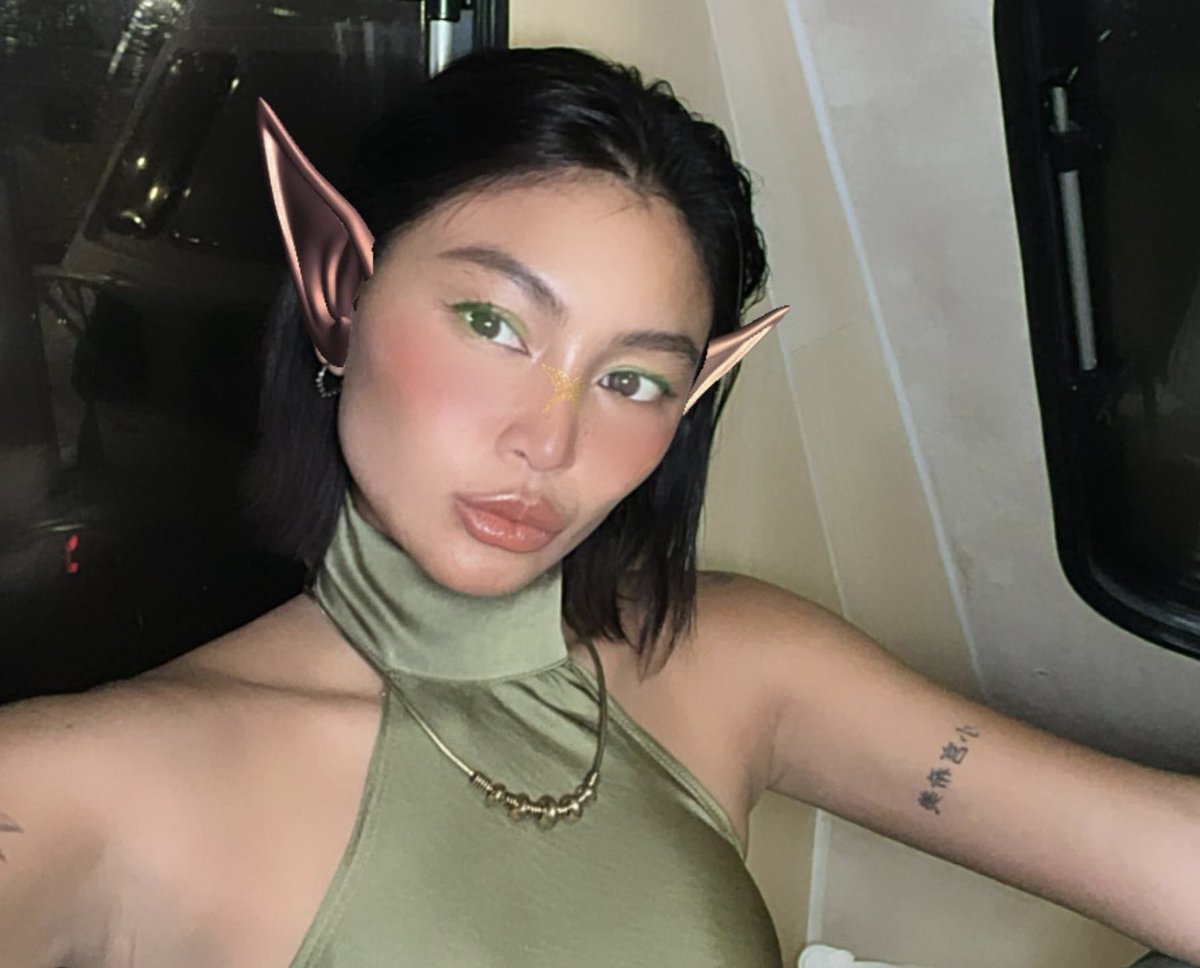 itgirlnadine's tweet photo. nadine subscribed to selfie premium https://t.co/SaoPotMId7