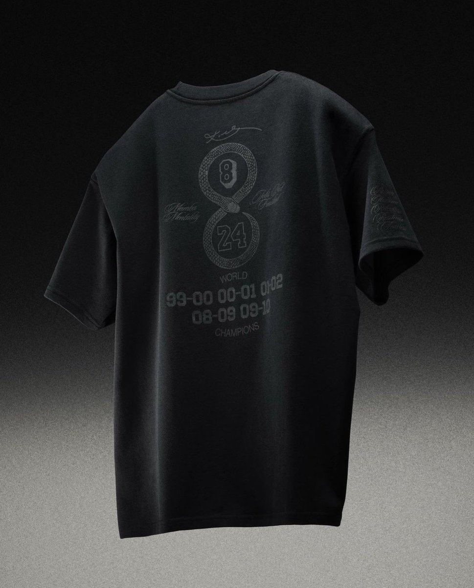 SNKR_TWITR tweet media