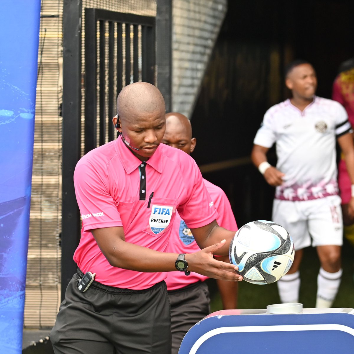 SSFootball's tweet photo. The @OfficialPSL has been notified that Moroka Swallows are unable to fulfill their scheduled #DStvPrem fixtures for December 🚨

Tonight's game against Sundowns and their game against Arrows on the 30th of December 2023 are the two matches affected ⚽

#DStvPrem