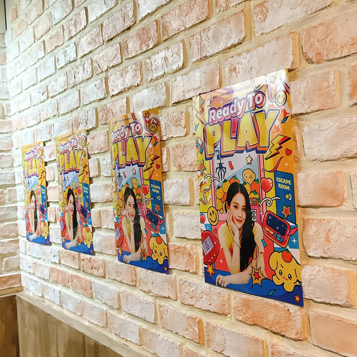 netfromis_9's tweet photo. 늙어서 침침해진 눈과 굳어머린 머리 + 같이 플레이한 지인의 정신없음 때문에 꽤나 애를 먹었지만 10분남기고 무사히 클리어햇습니당
규리덕분에 재밌게 즐겼는데 규리도 와서 꼭 플레이 해보시길
#짱뀰이랑_놀준비됐나
#PLAY_WITH_GYURI https://t.co/rUddq8dMWx