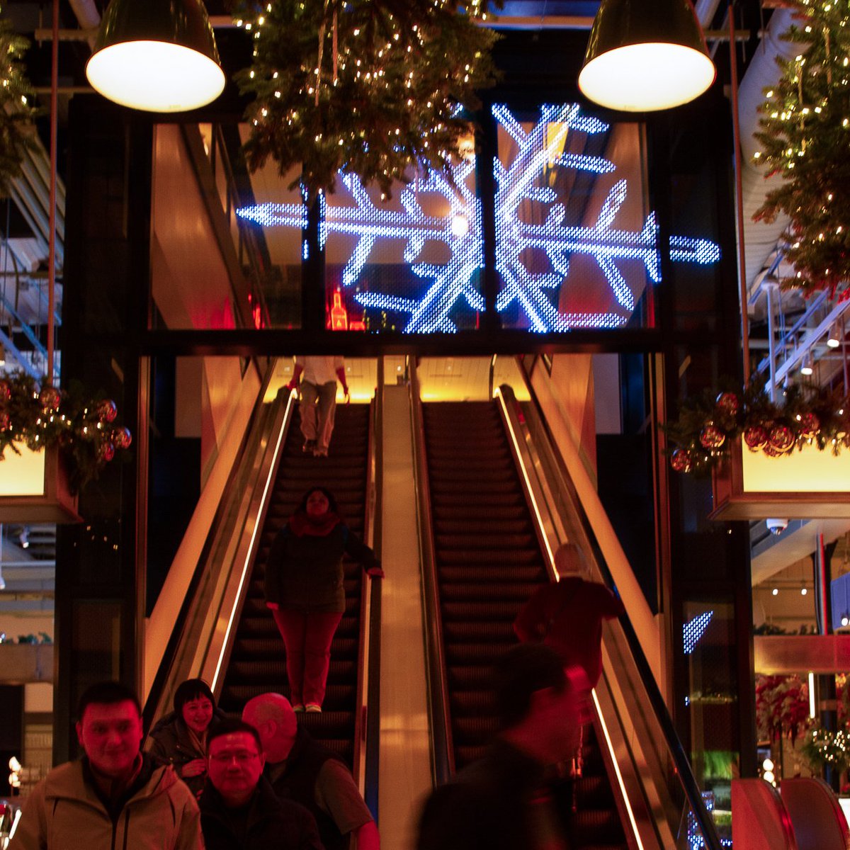 Moment Factory tweet media