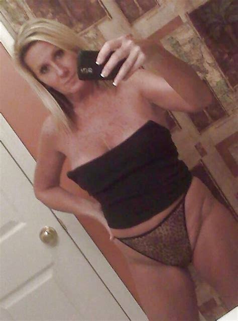 SexySelfie tweet media