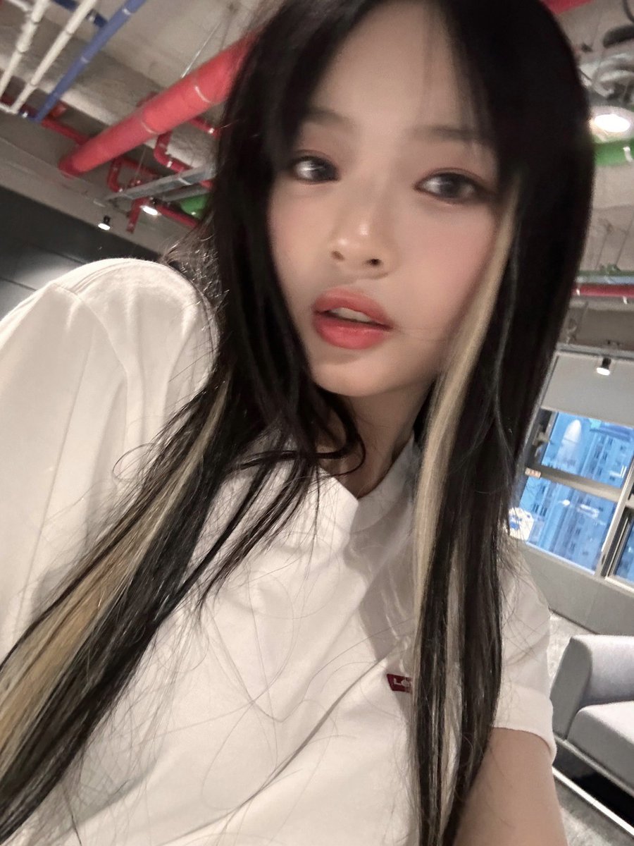 prodbykcw's tweet photo. hello, shana here looking for moots TT!!- she...