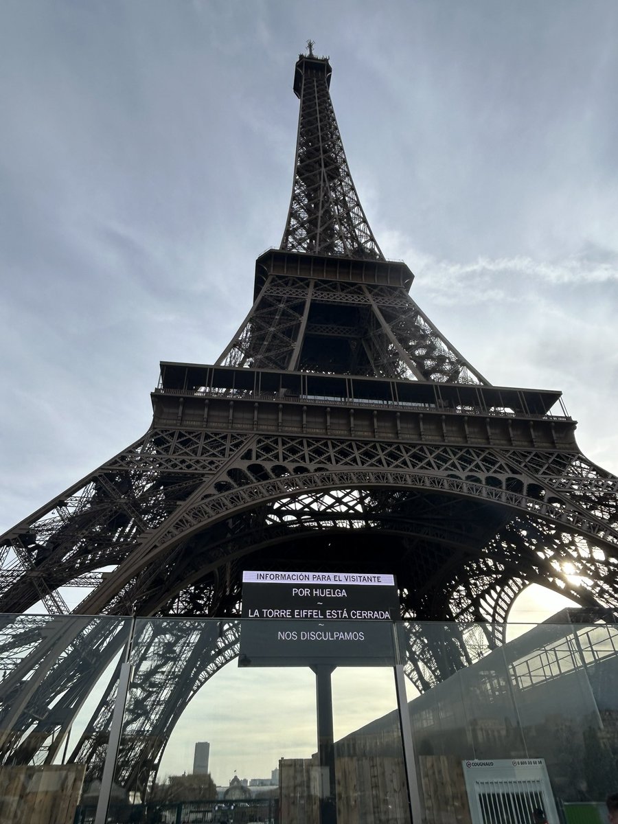 Tan francés que duele.