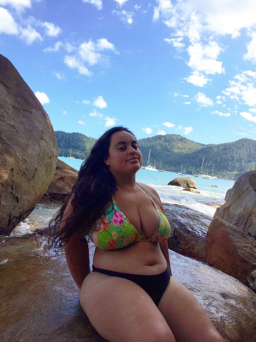 Maiarapaulareal's tweet photo. Bem gorda mesmo, e mostrando quem realmente eu Sou!!!! ❣️
PORQUE AQUI TUDO É REAL!
#SeAme #SeAceite. https://t.co/HOKBIQwv82