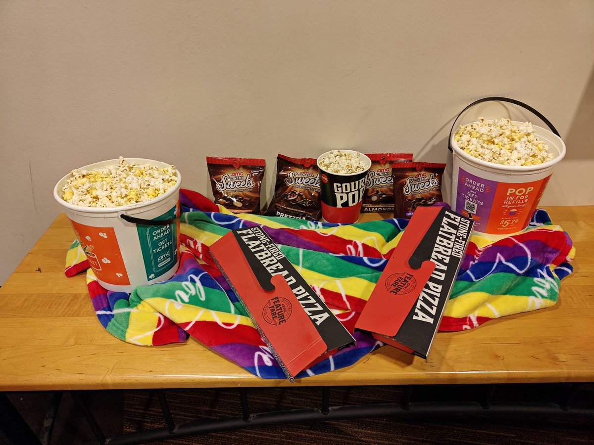 hippie_funny's tweet photo. Bestie @rainbowbarbieg1 
Couldn't help ourselves w/the #AMCCinemaSweets  #AMCMerchandise #AMCgiftCards @HVRanch #AMCgourmetPopcorn
#AquamanAndTheLostKingdom AMC Theatres Popcorn Bucket &amp; Cup #MigrationMovie  collectors cup  #LetsDoTheDamnThing 
Apes Making Q4 Better baby 🚀 https://t.co/ecTgOzwHEC