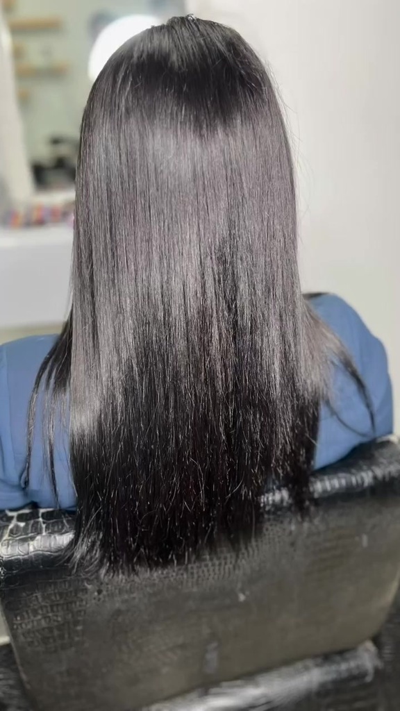 diariolachayota's tweet image. #PUBLICIDADCHAYOTA | 😍Hermoso cambio con extensiones extra largas y técnica de #microring 

Somos Argestudios📍Estamos ubicados en el Centro Médico Docente Los Altos, planta baja local l15, municipio Carrizal, estado Miranda.

📲Información de contacto… instagr.am/reel/C1XI_3XpJ…