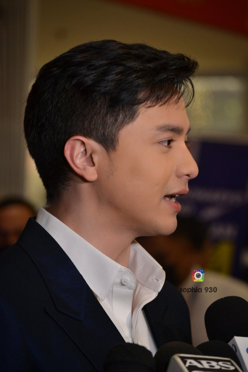 sophia_930's tweet photo. Di ka man nanalo, ikaw pa din ang best actor for us. We love you, @aldenrichards02 💙
#FamOf2MMFF
#FamilyOfTwo
ALDENxMMFF forPhilCinema https://t.co/SMGC1o78qQ